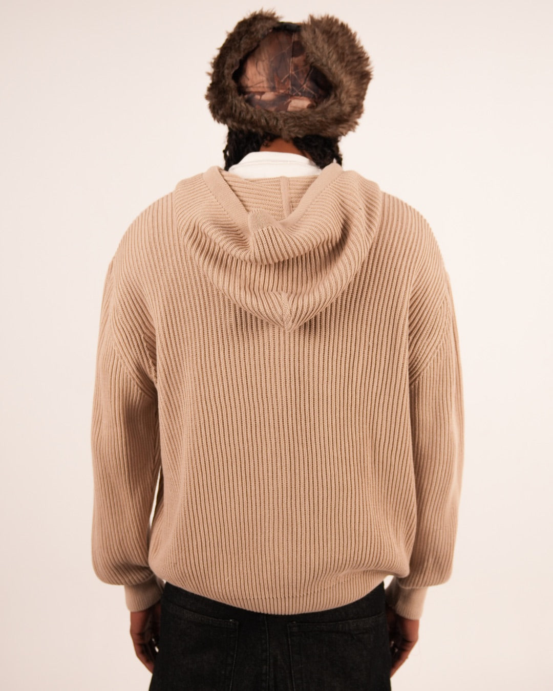 BEIGE KNIT ZIPUP