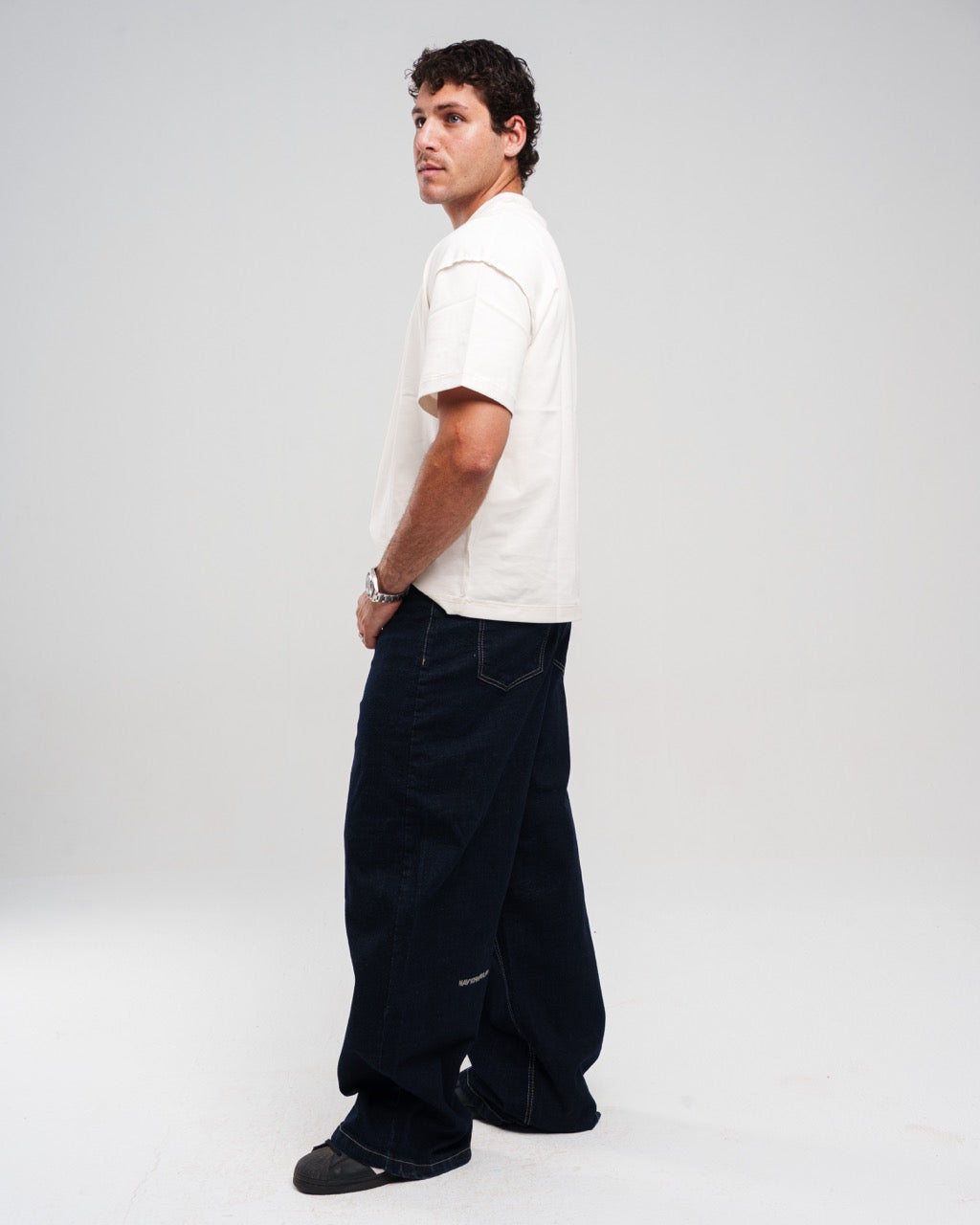 RAW UNISEX SUPER BAGGY JEANS