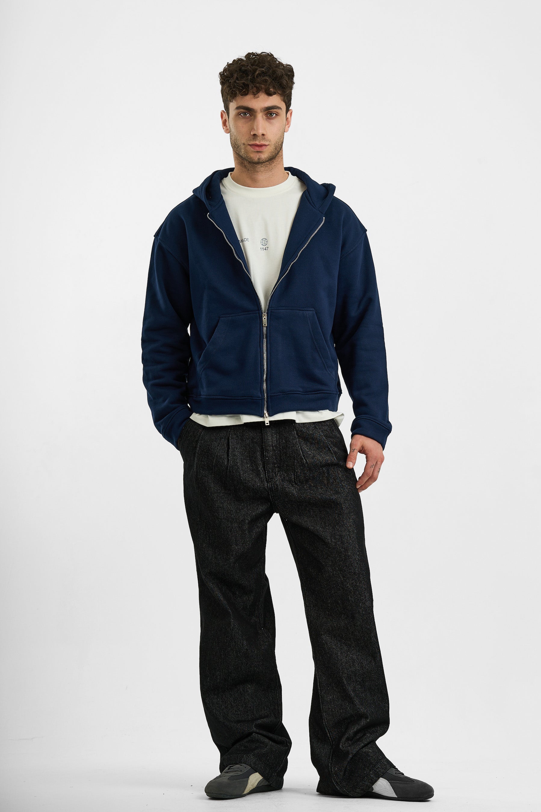 NAVY ESSENTIAL ZIP UP