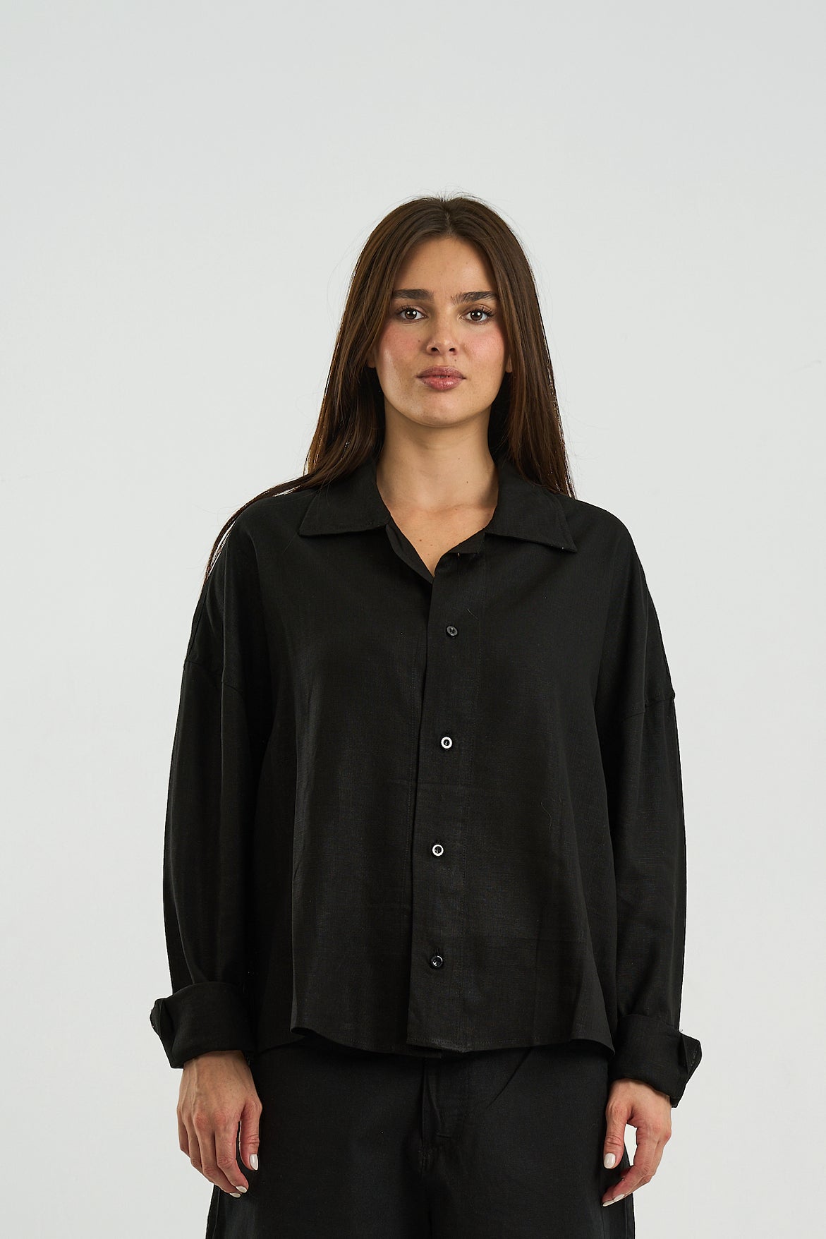 BLACK LONG SLEEVE LINEN SHIRT