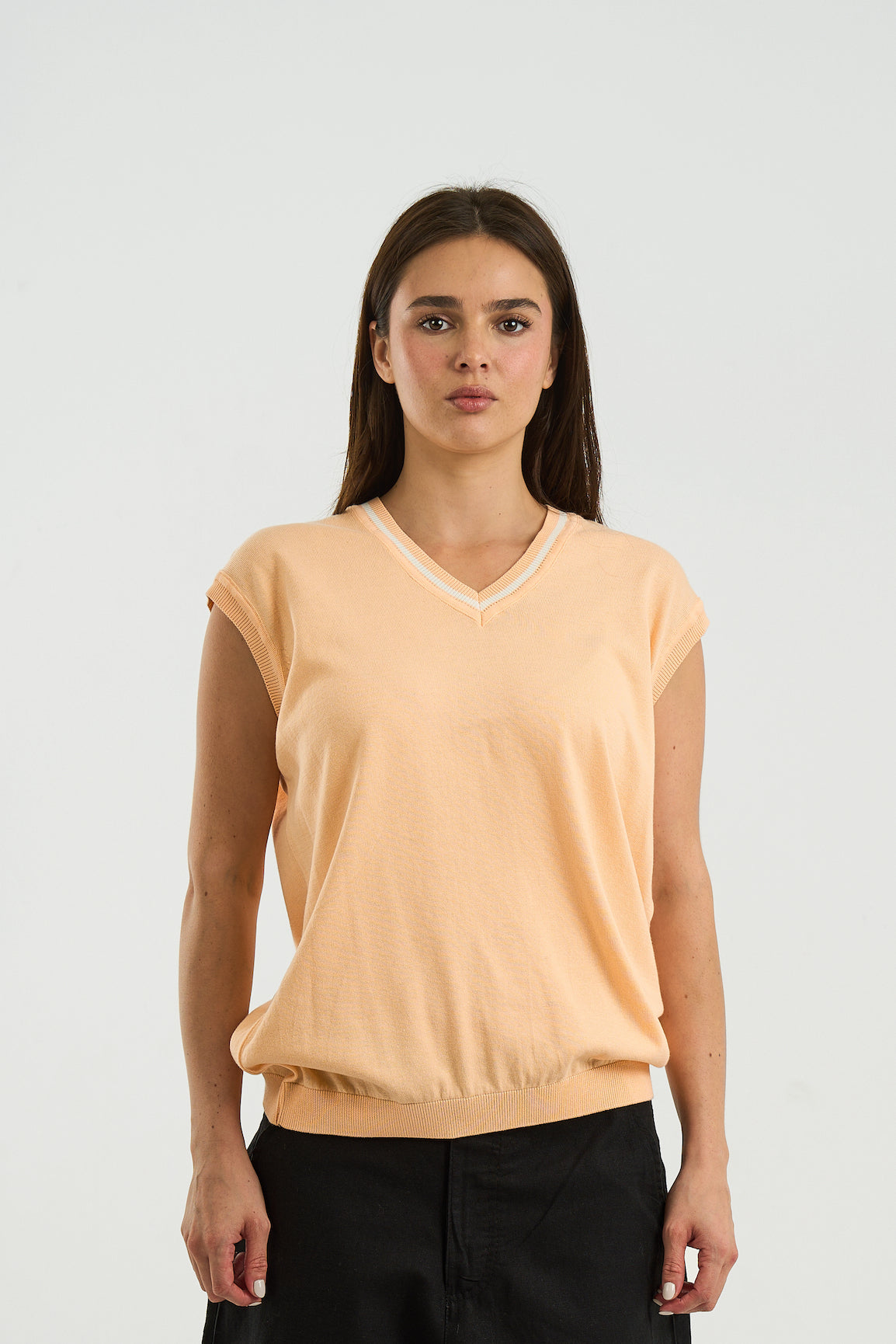ORANGE KNITTED VEST