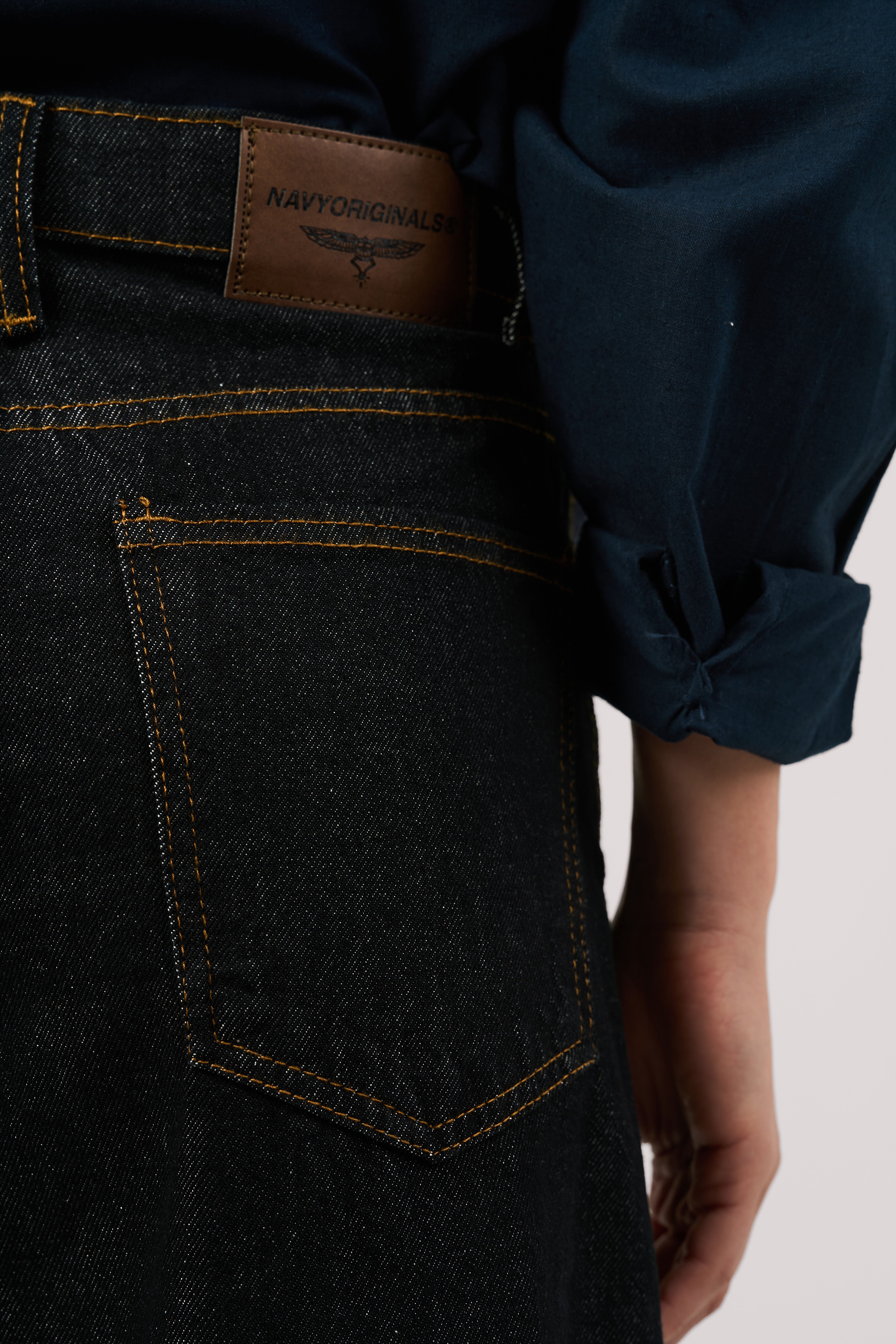 RAW BLACK BALLOON JEANS