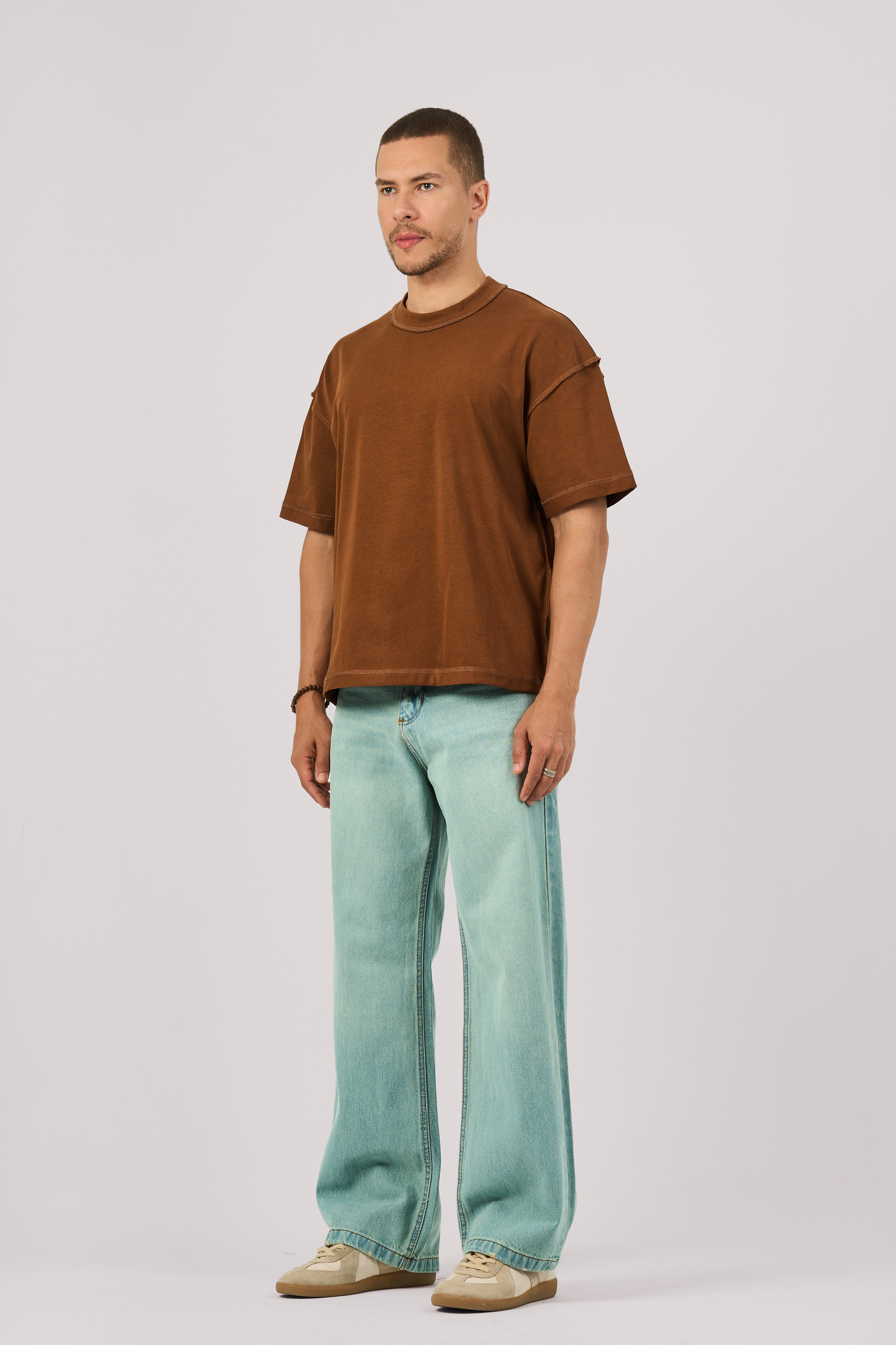 LIGHT BLUE BAGGY JEANS