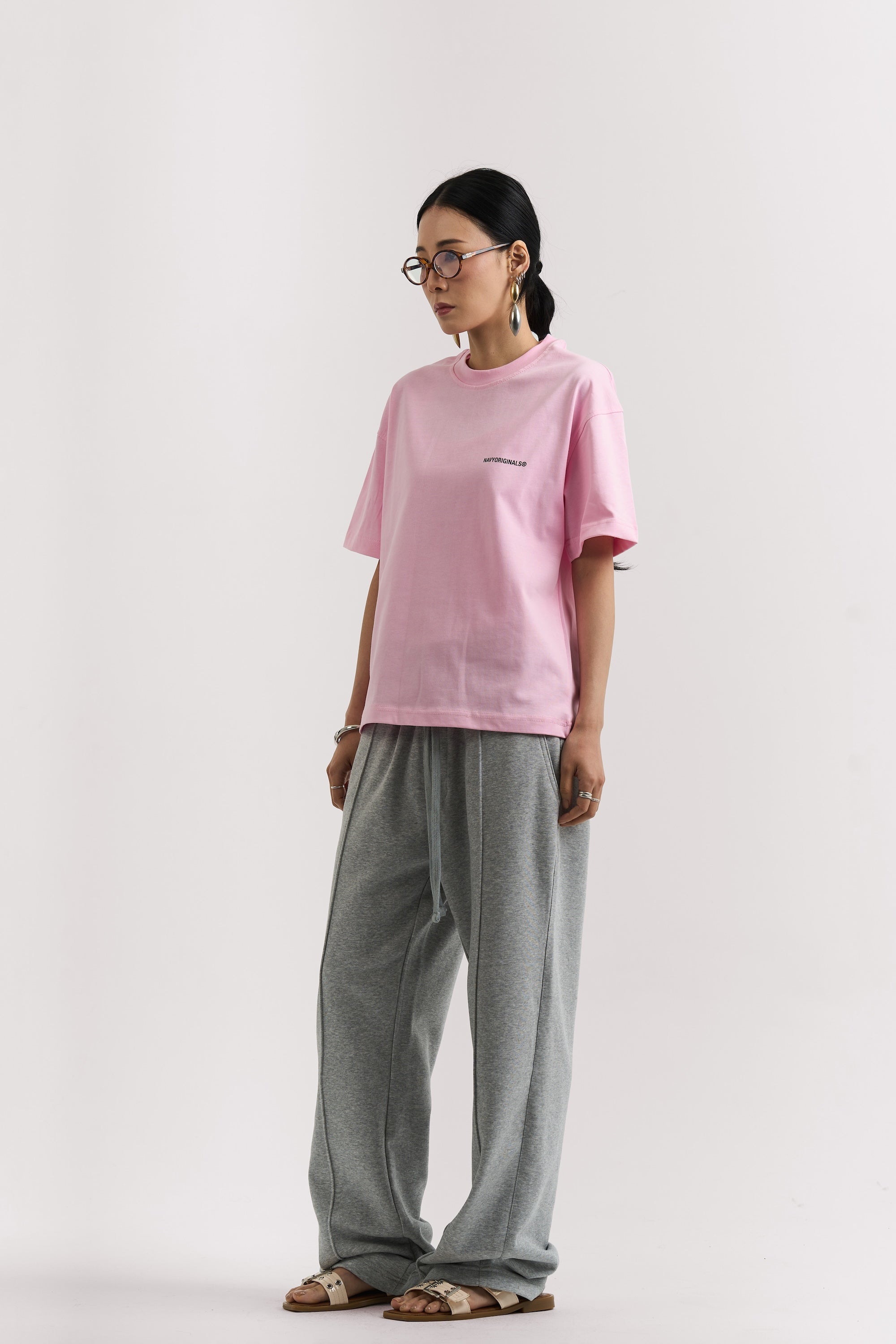 GREY ESSENTIAL SWEATPANTS