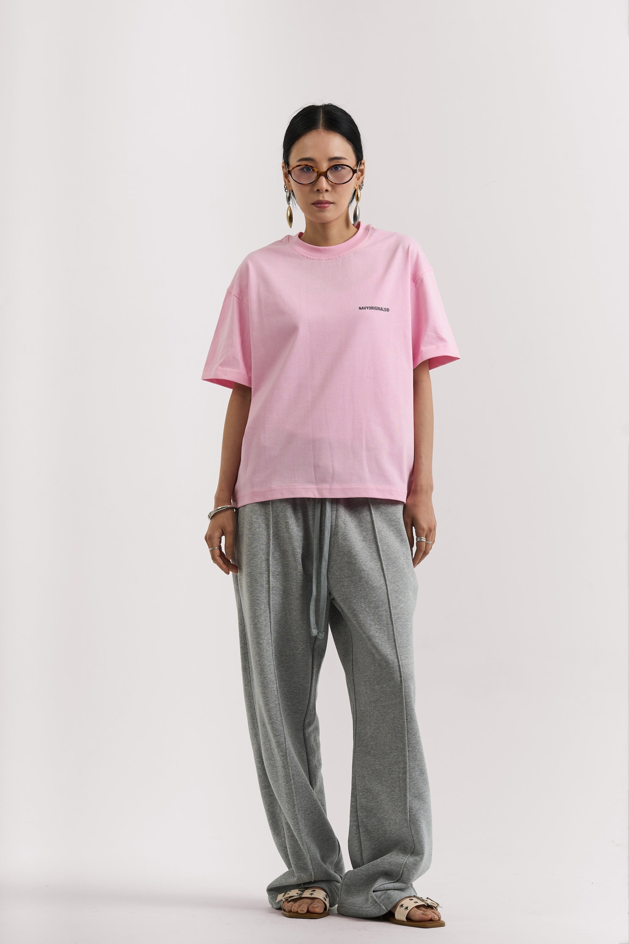 GREY ESSENTIAL SWEATPANTS