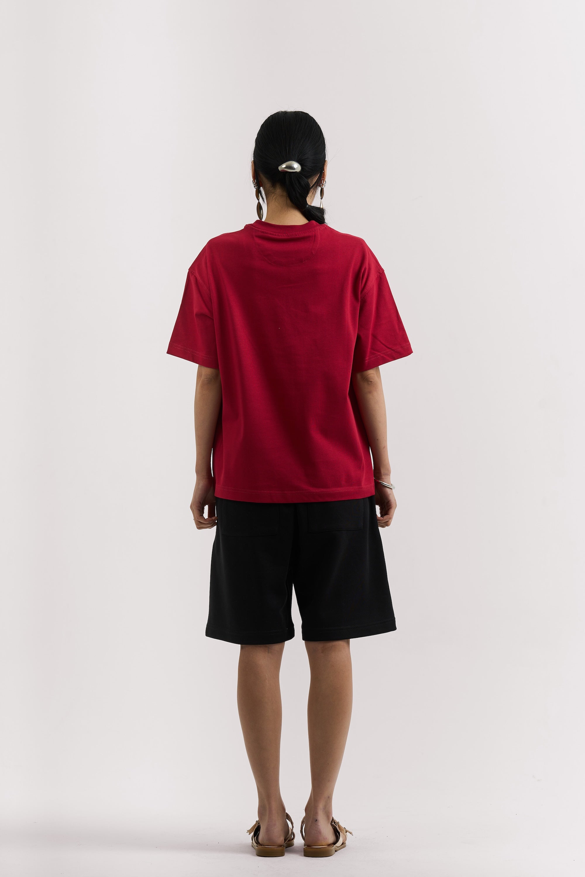 BURGUNDY BASIC T-SHIRT