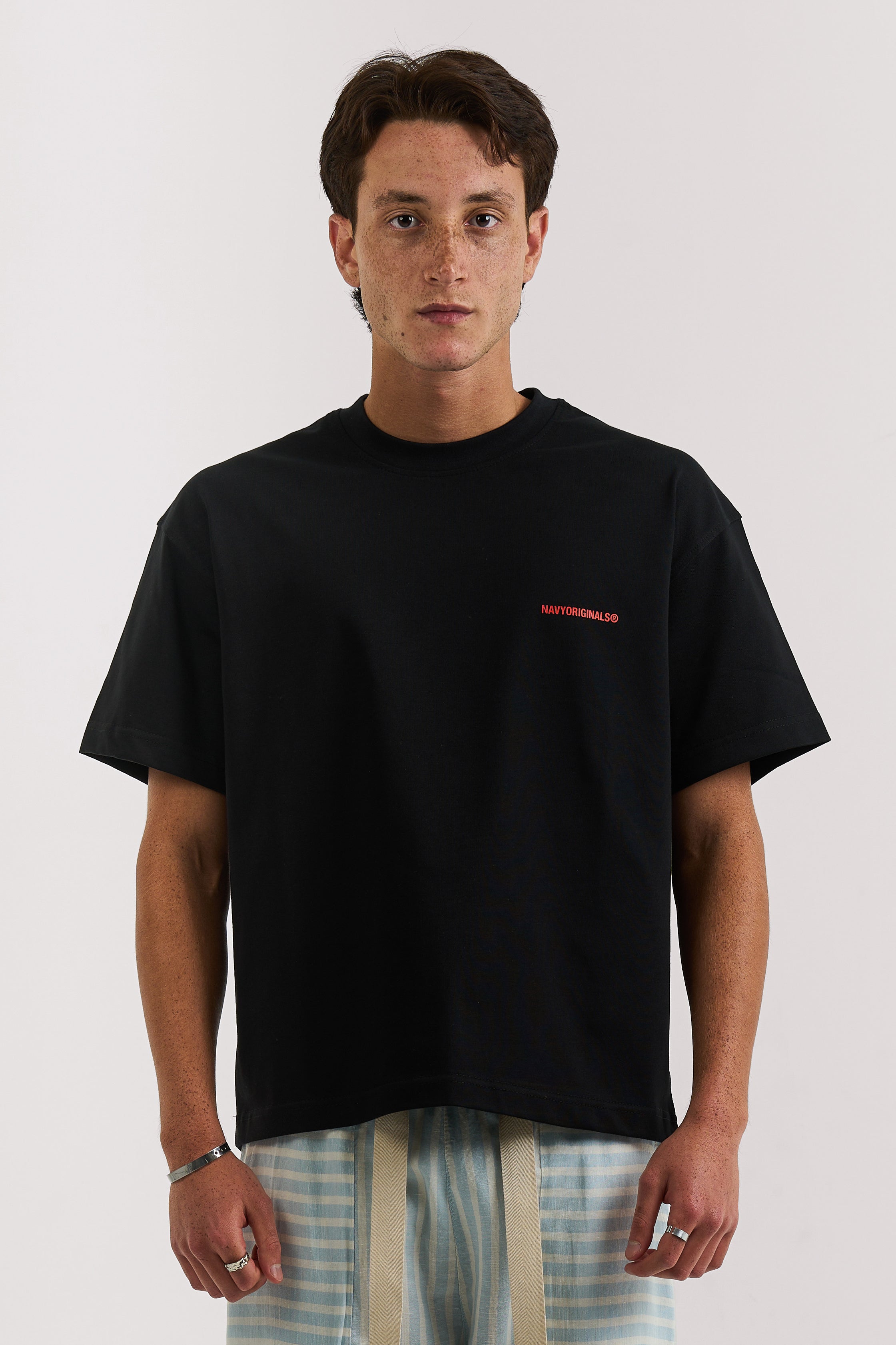 BLACK BASIC T-SHIRT