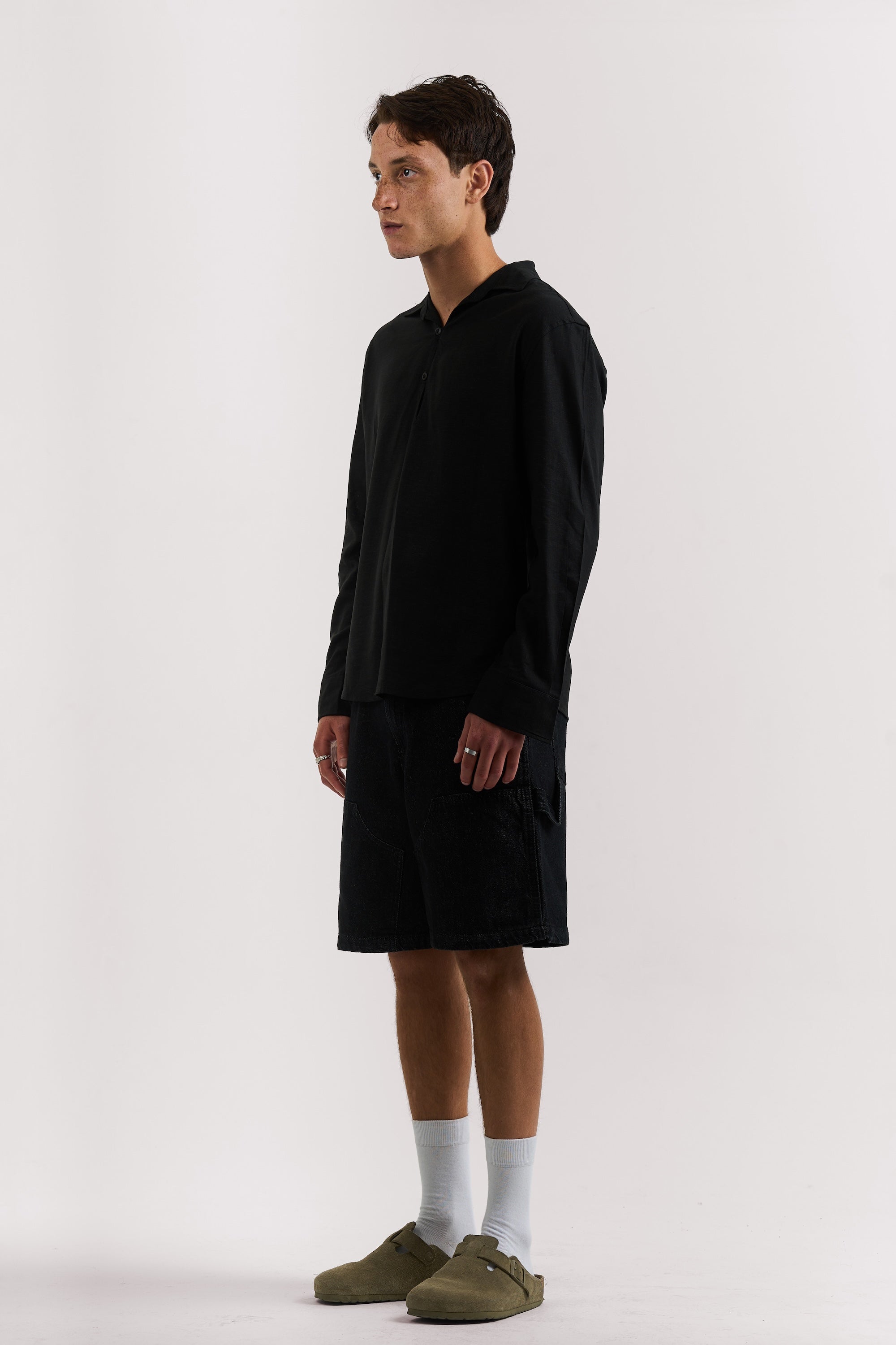 BLACK POPOVER SHIRT