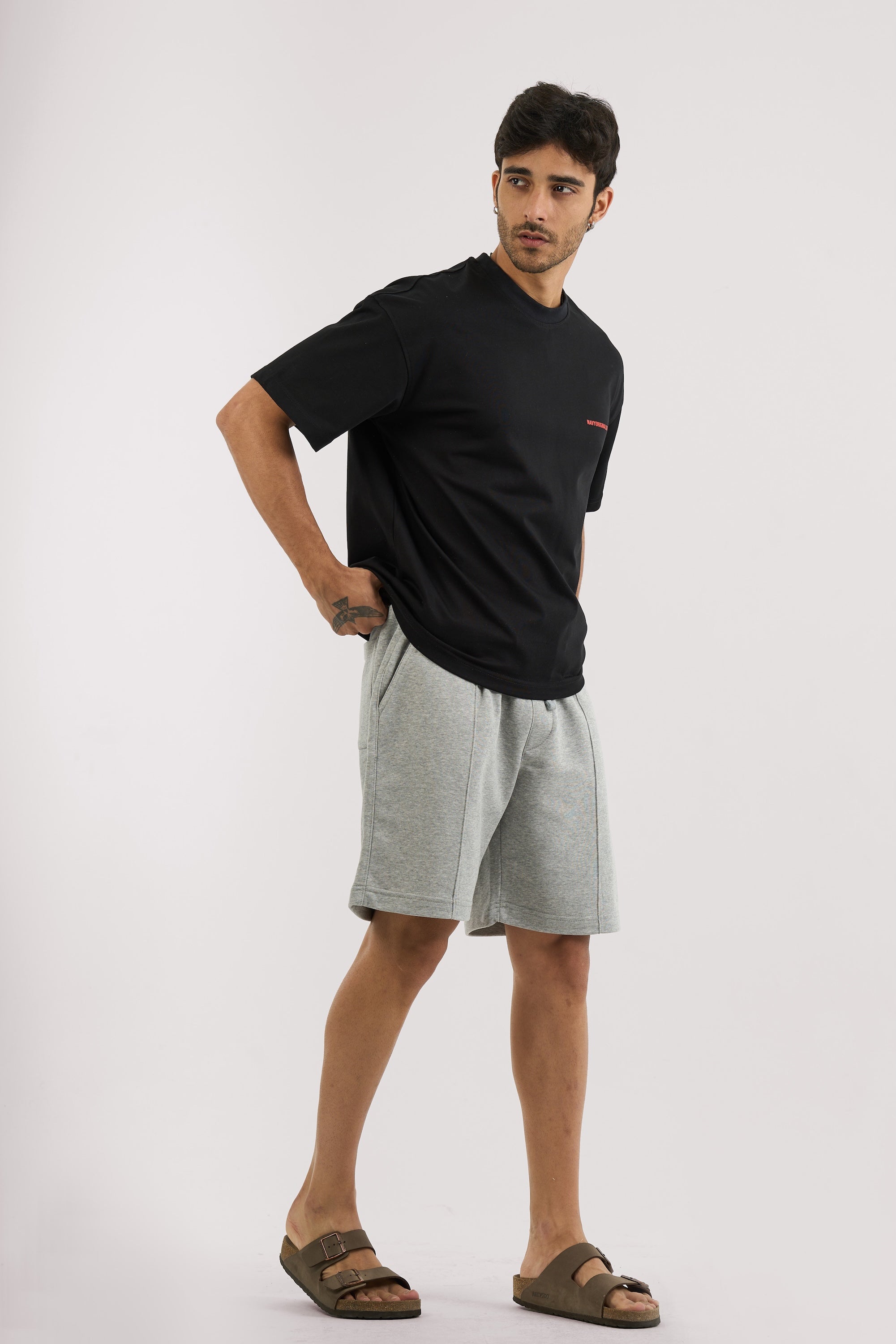 GREY ESSENTIAL SHORT
