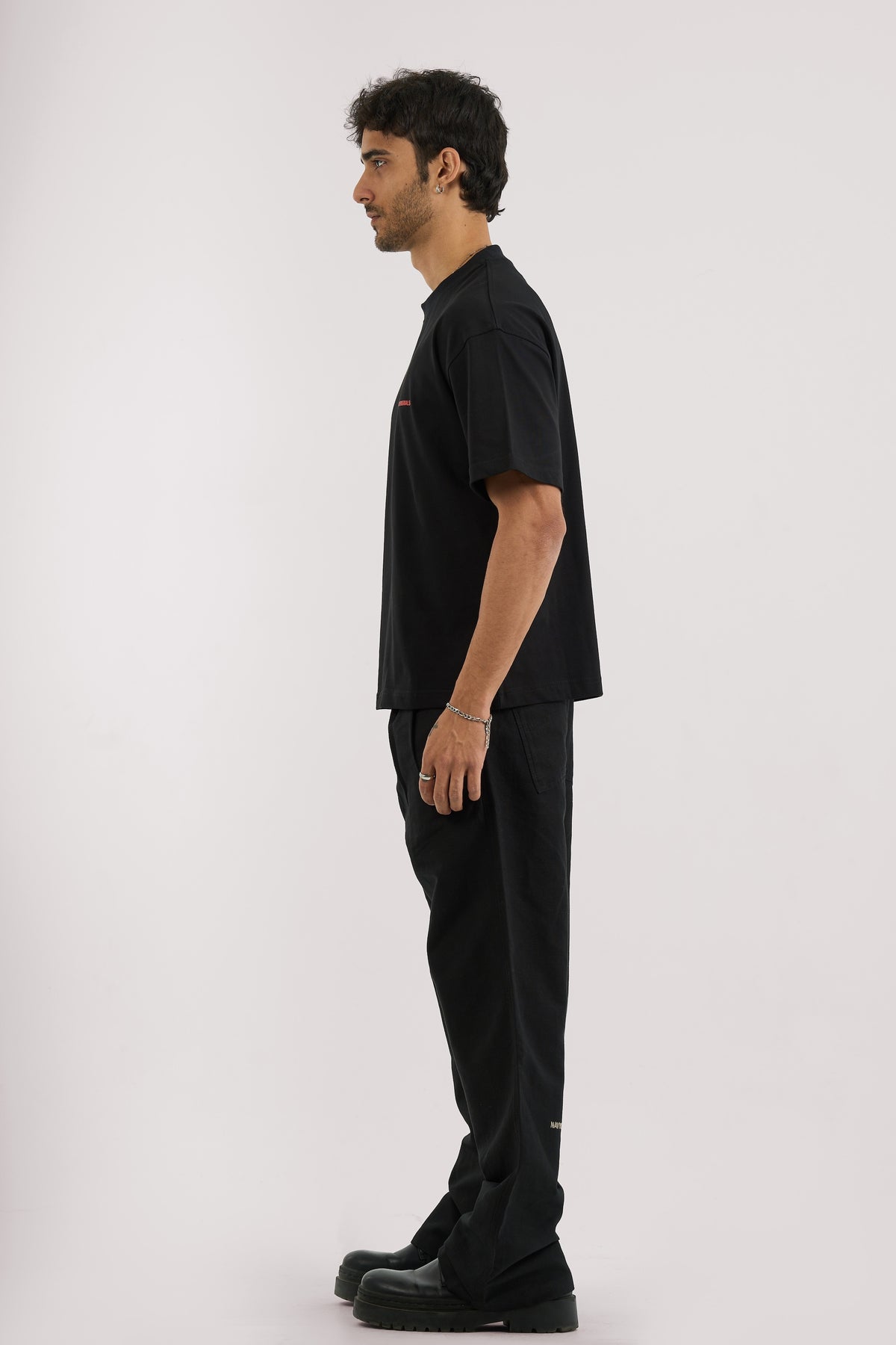 BLACK PLEATED LINEN PANTS