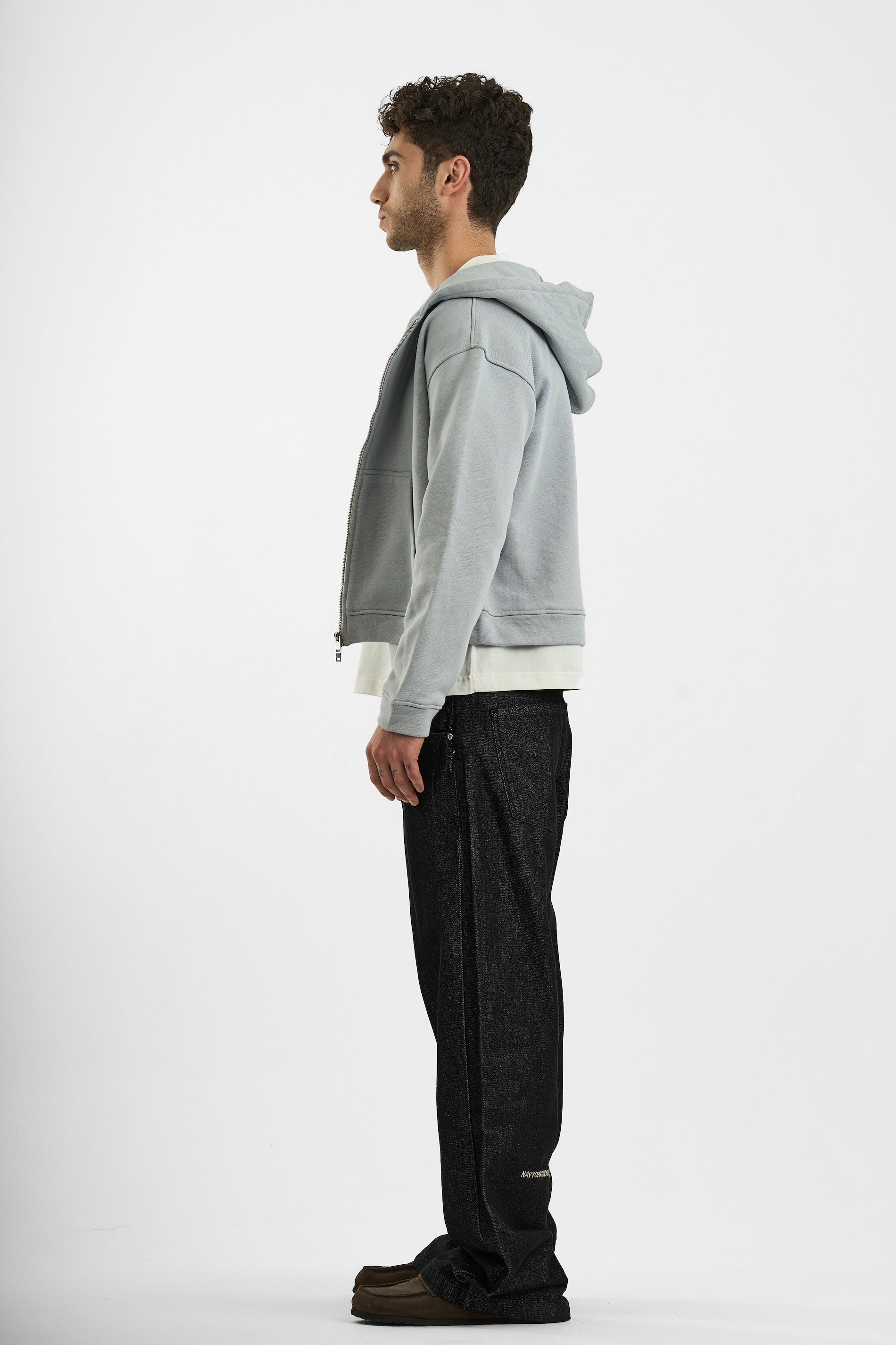 GREY ESSENTIAL ZIP UP