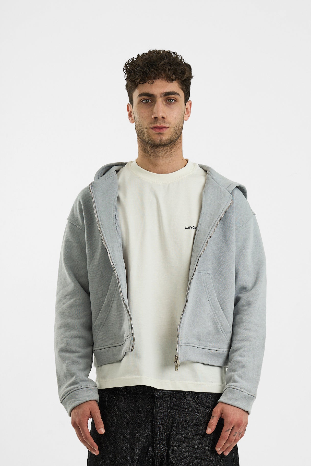 GREY ESSENTIAL ZIP UP