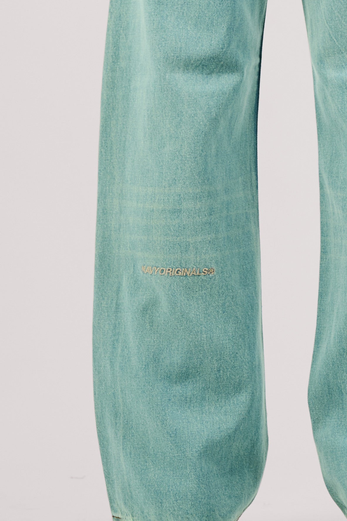 LIGHT BLUE BAGGY JEANS