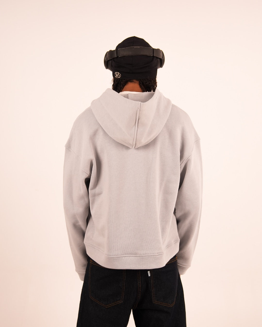 GREY ESSENTIAL ZIP UP