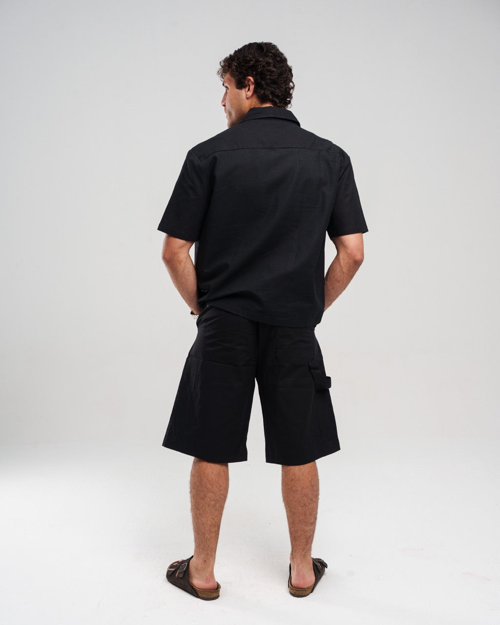 BLACK LINEN SHORT