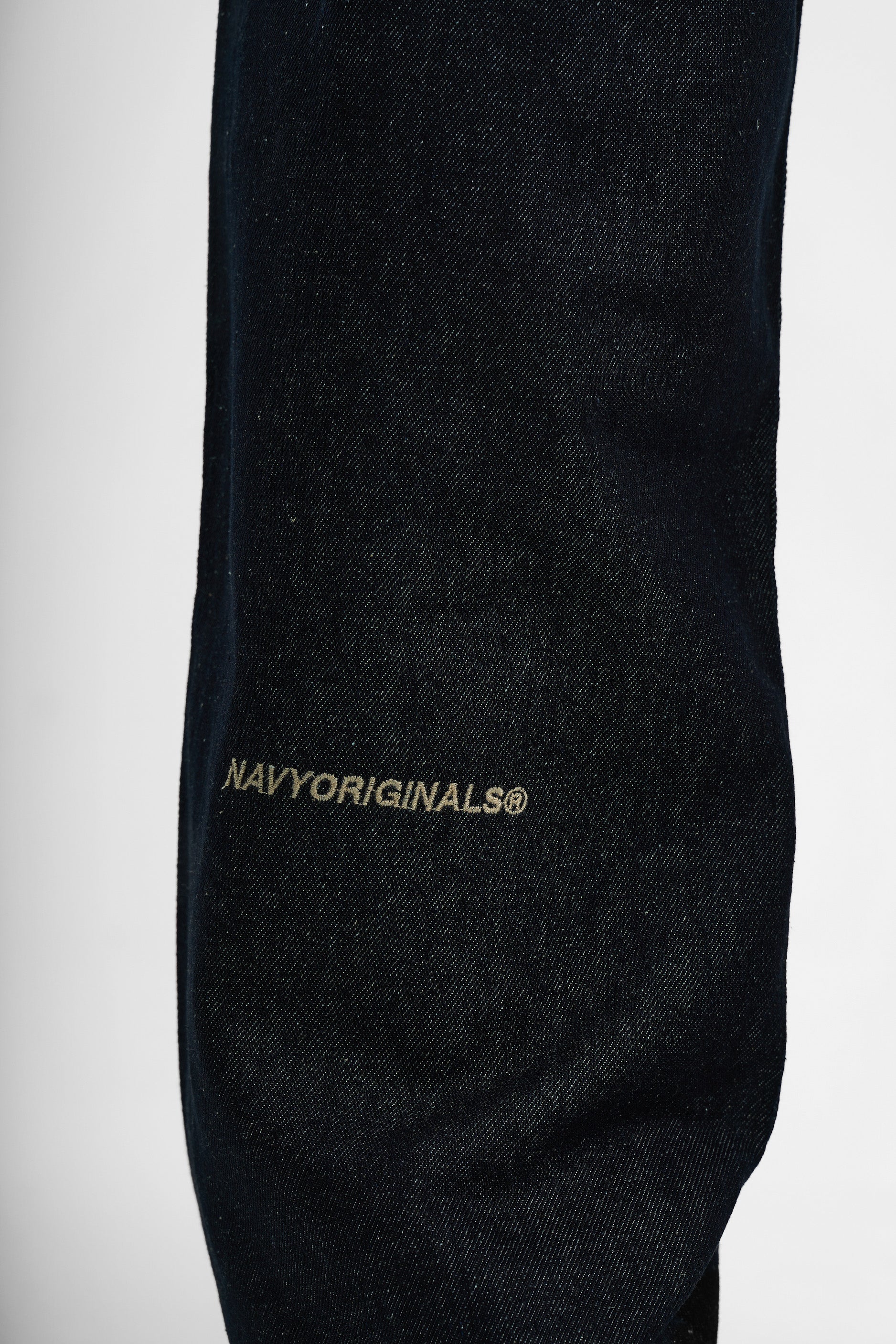 RAW BLUE DOUBLE PLEATED JEANS