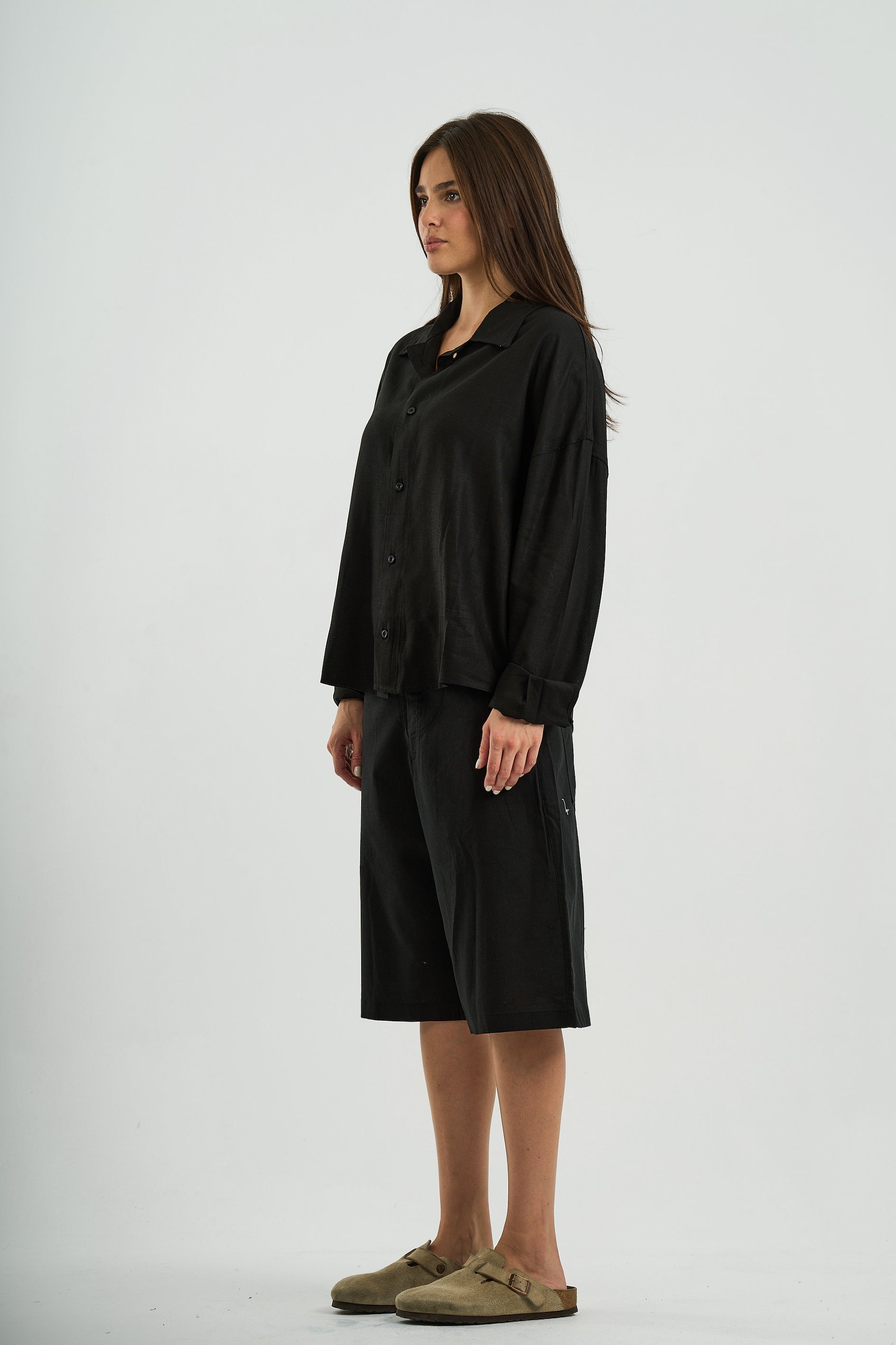 BLACK LONG SLEEVE LINEN SHIRT