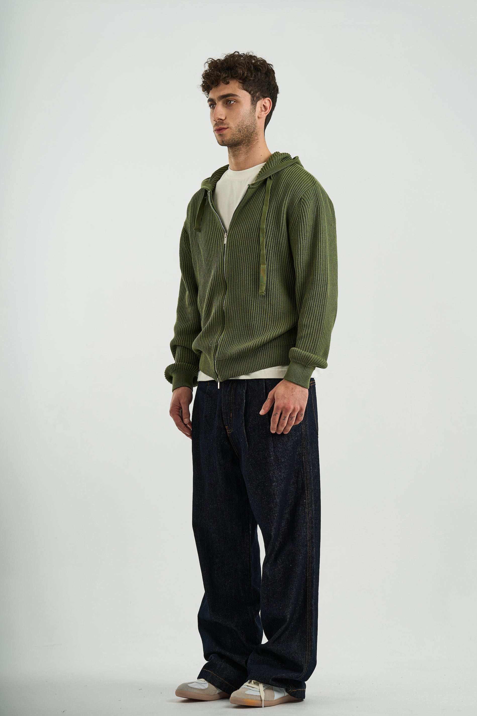 OLIVE KNIT ZIPUP