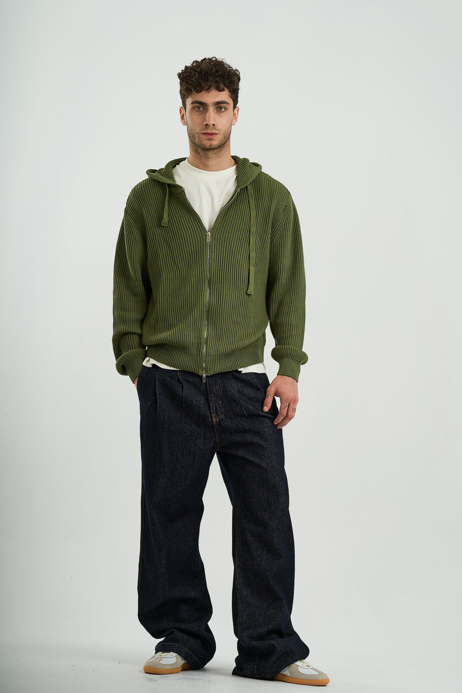 OLIVE KNIT ZIPUP