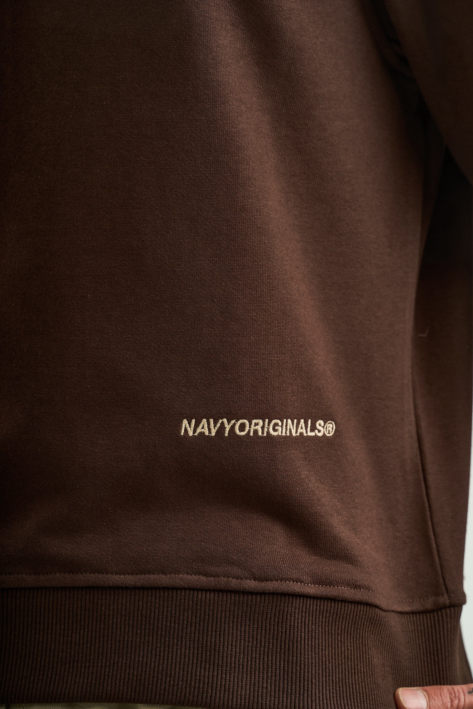 BROWN ESSENTIAL RUGBY POLO
