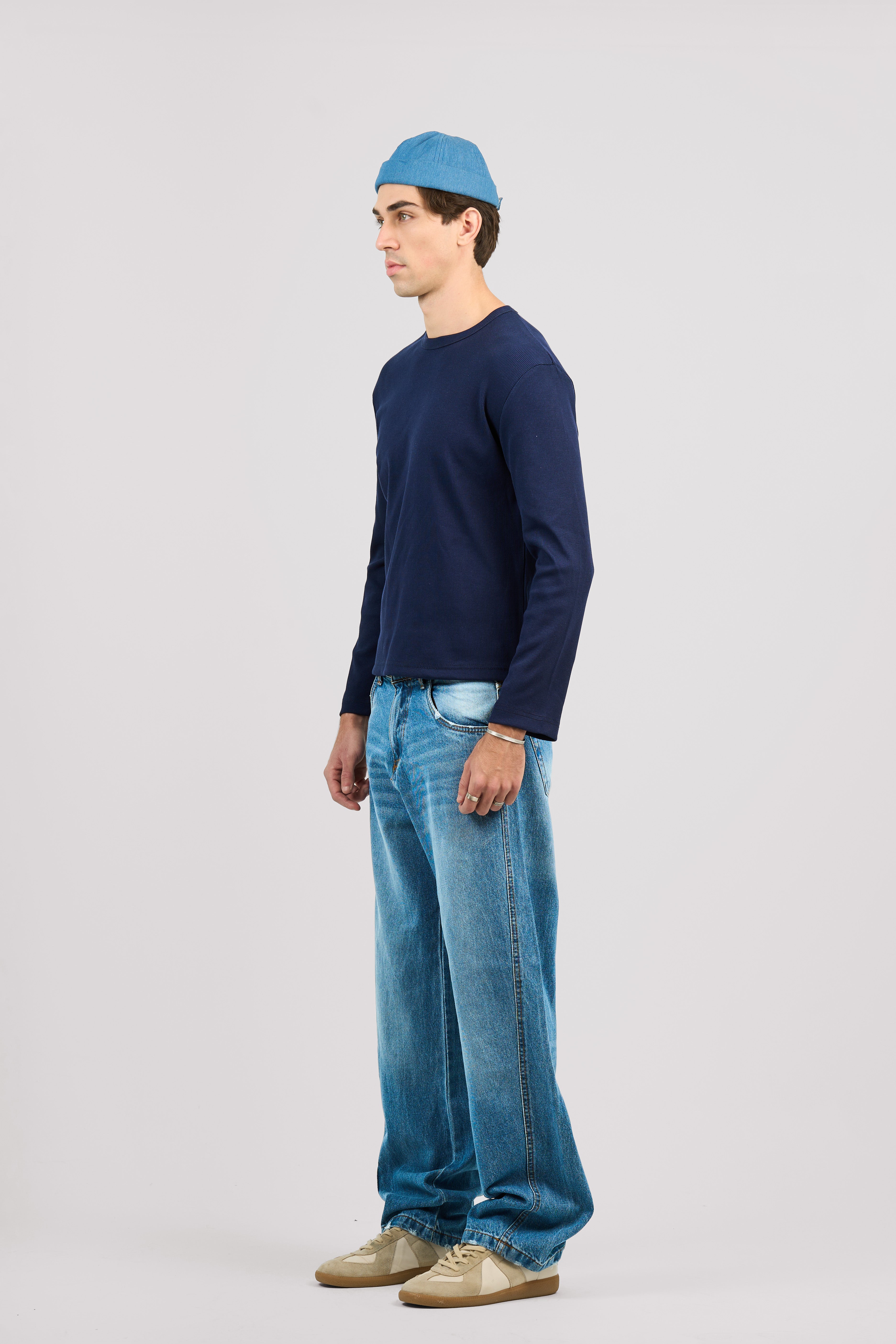 NAVY LONG SLEEVE RIBBED TSHIRT