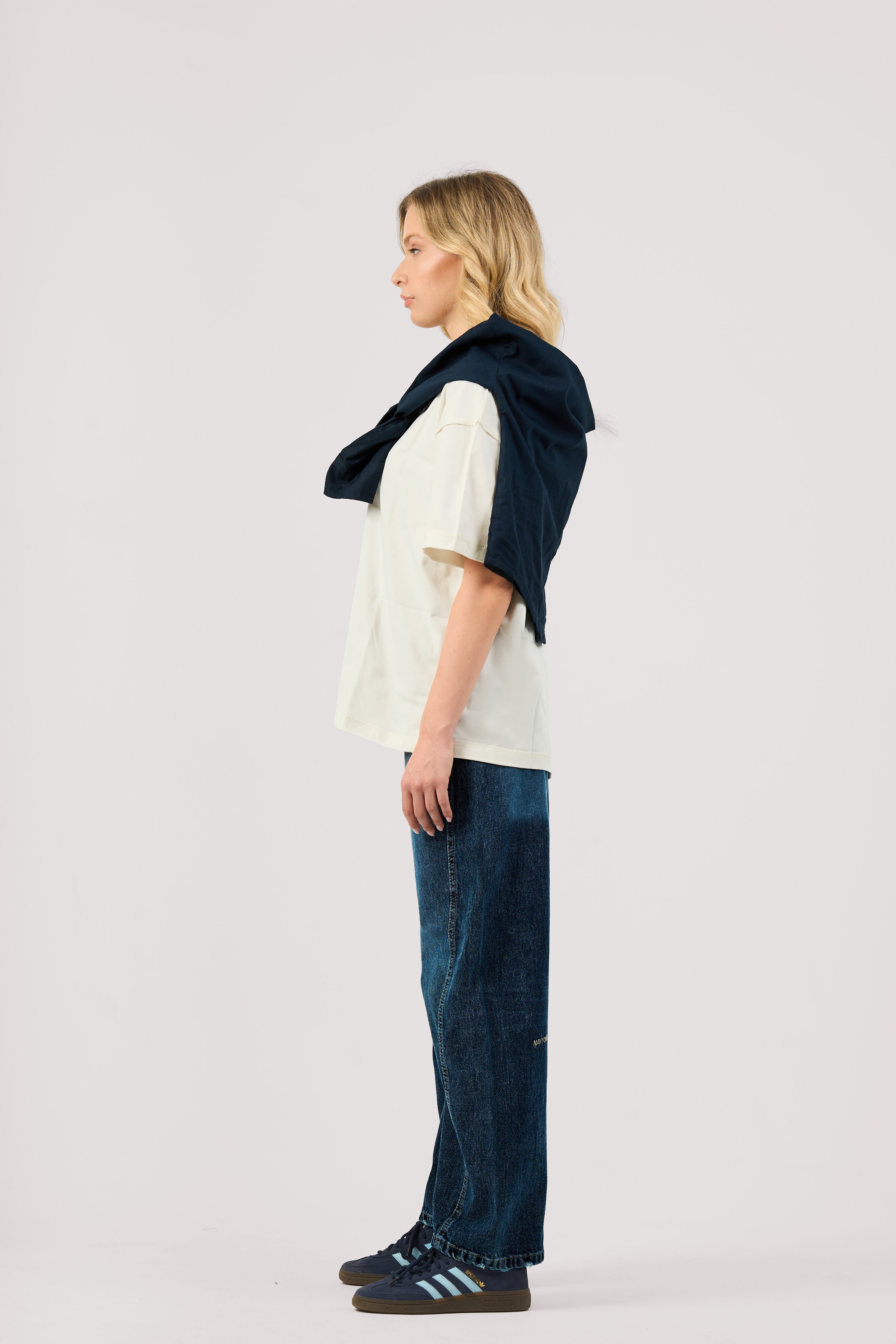 DARK BLUE BALLOON JEANS