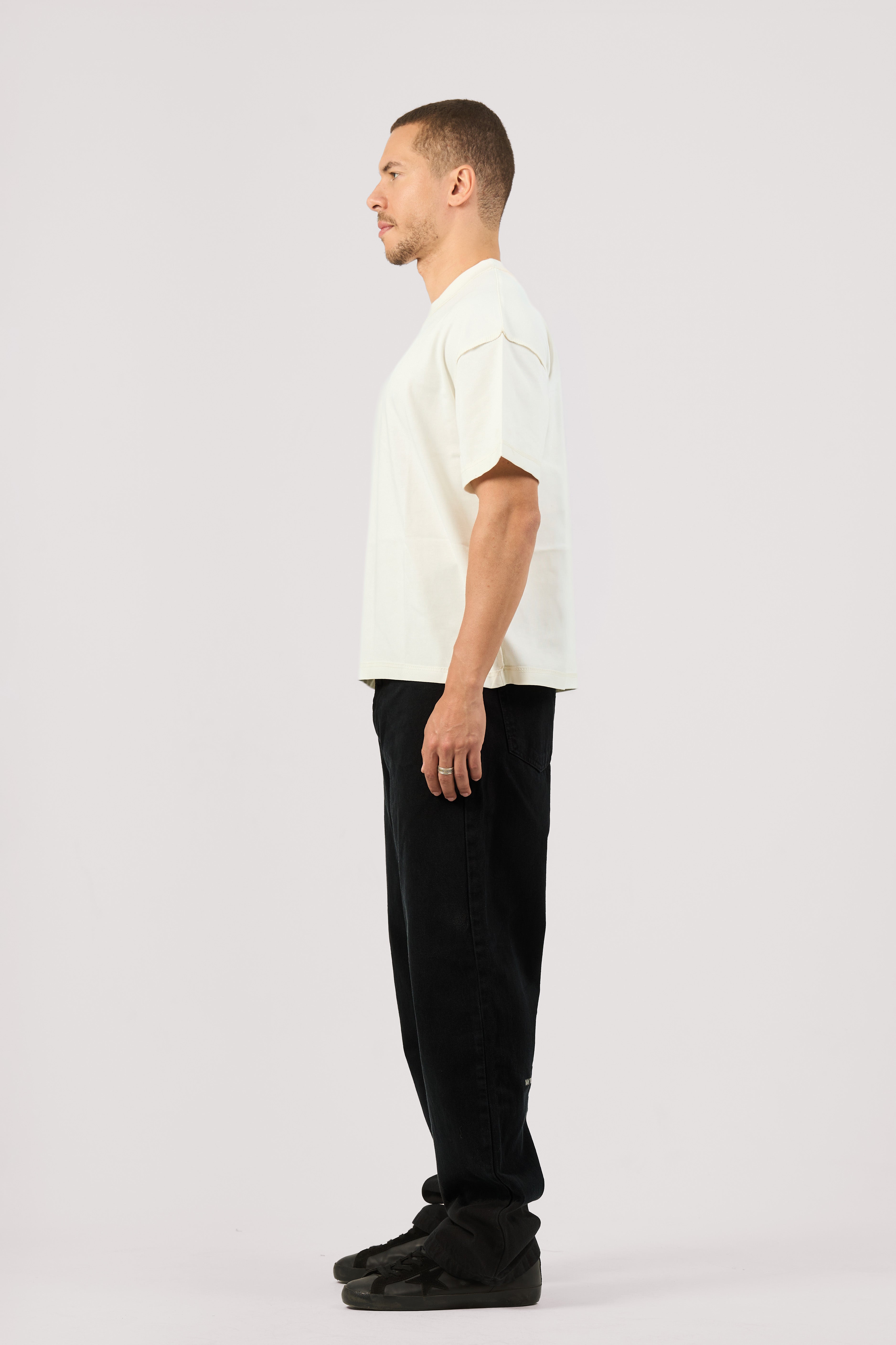 BLACK WIDE LEG JEANS