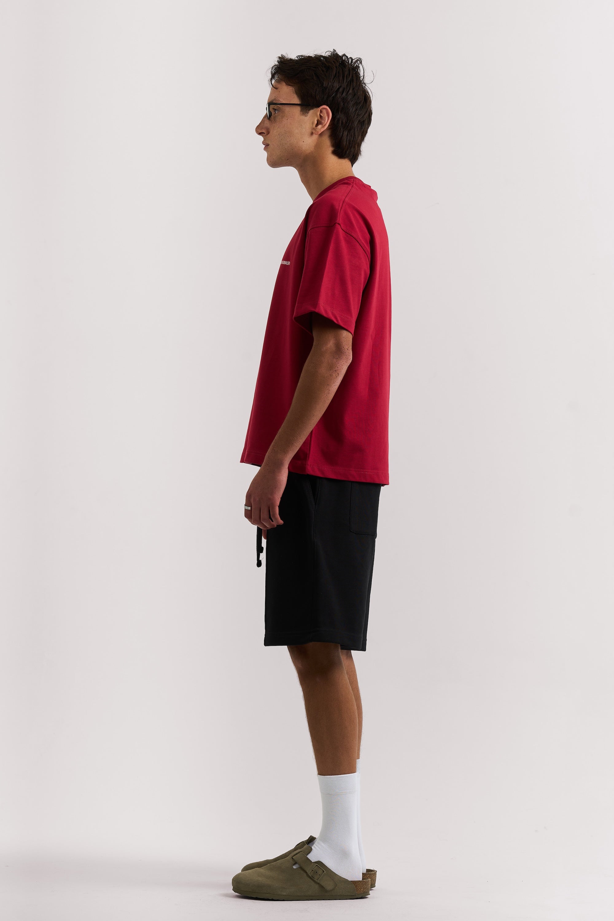 BLACK ESSENTIAL SHORT