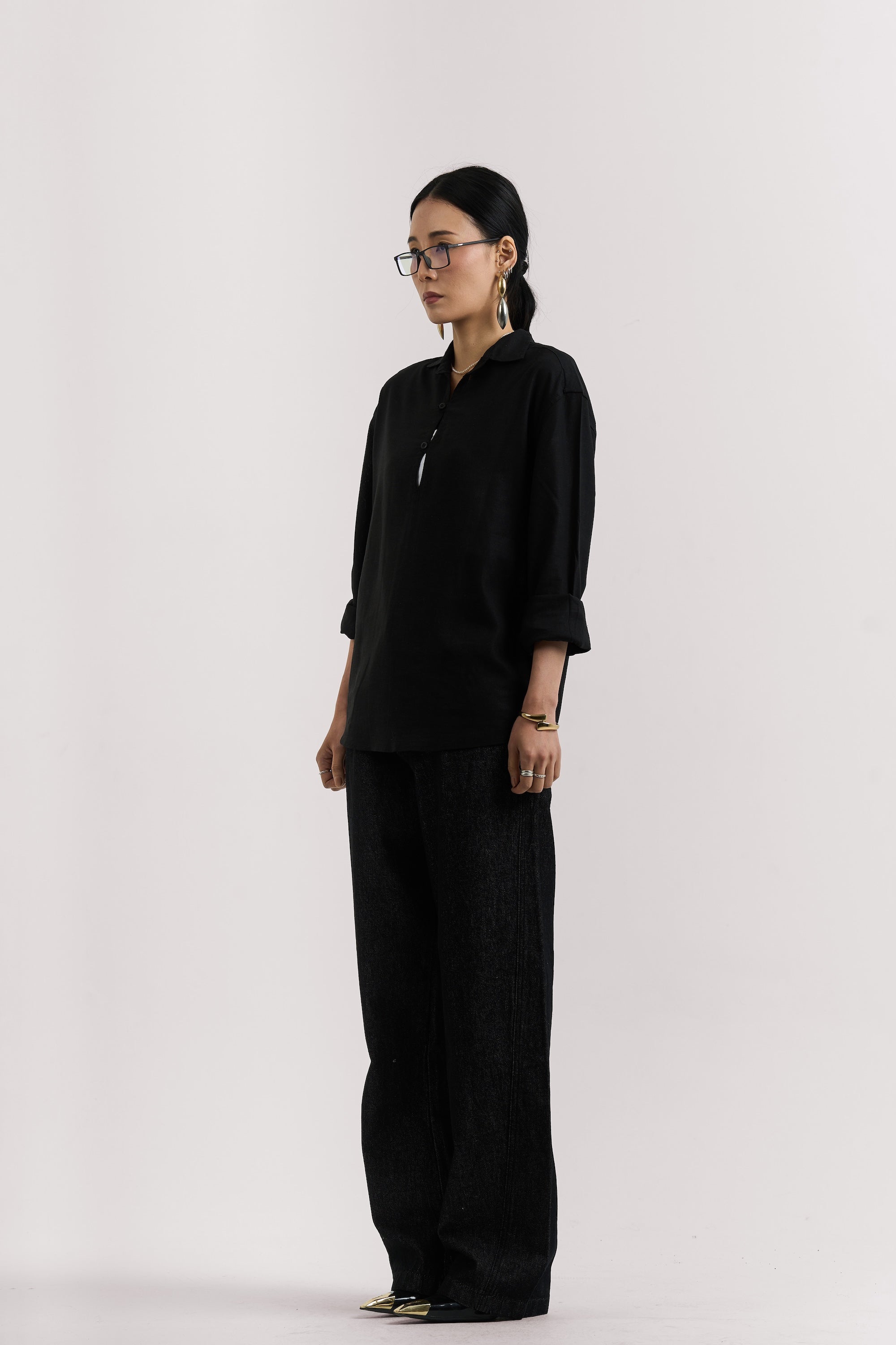 BLACK POPOVER SHIRT