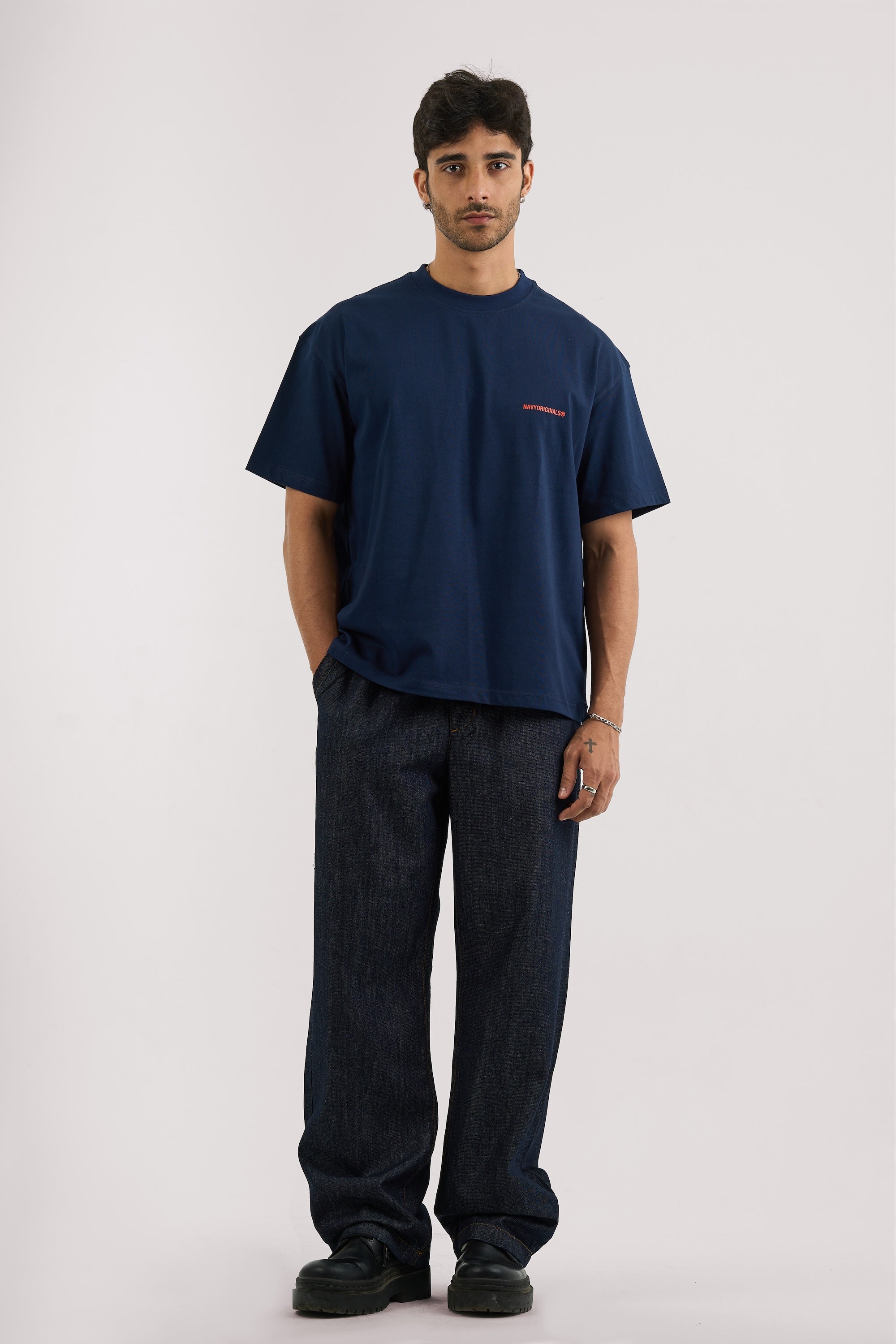 NAVY BLUE BASIC T-SHIRT