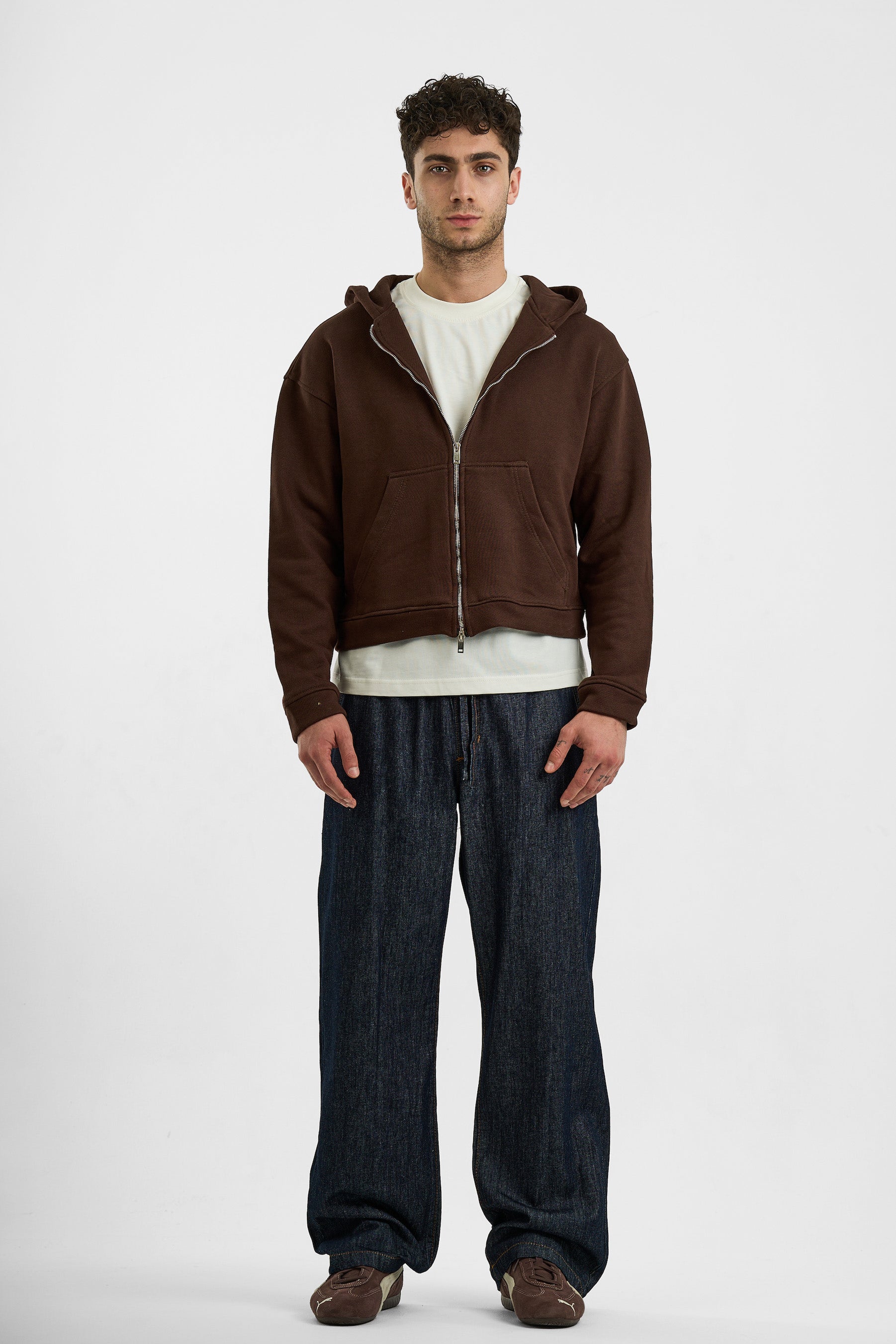 BROWN ESSENTIAL ZIP UP
