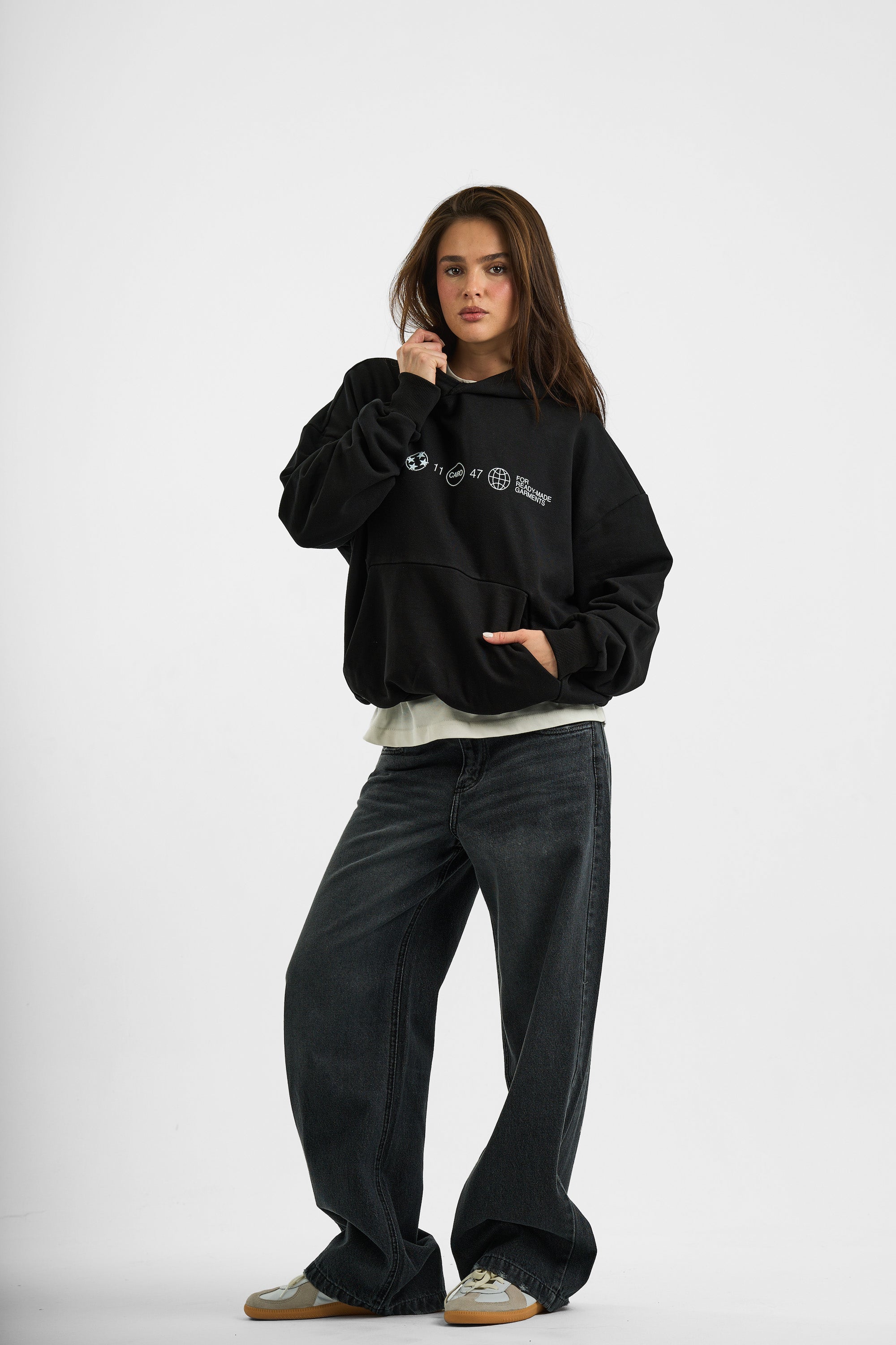 BLACK ICONS HOODIE