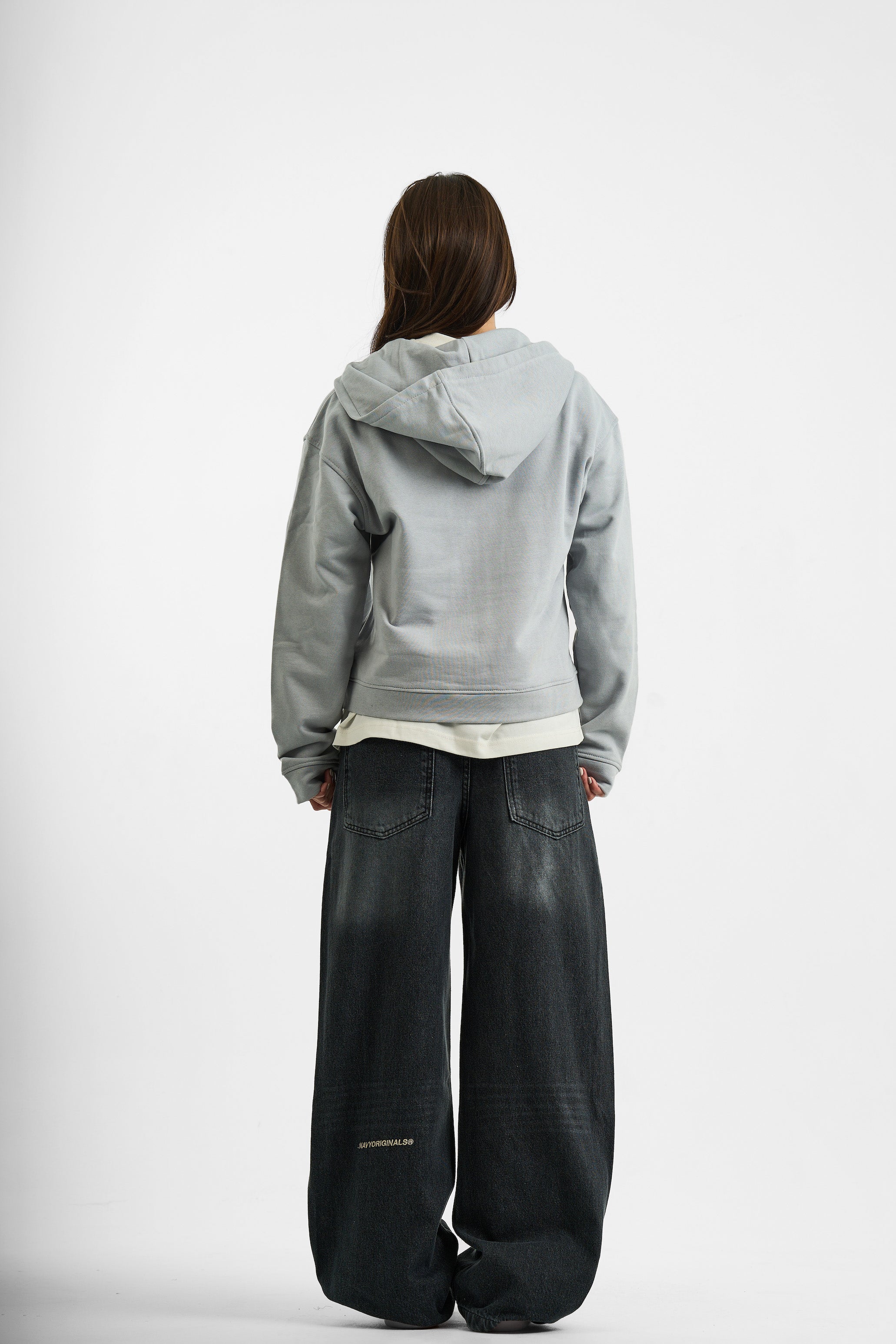 GREY ESSENTIAL ZIP UP