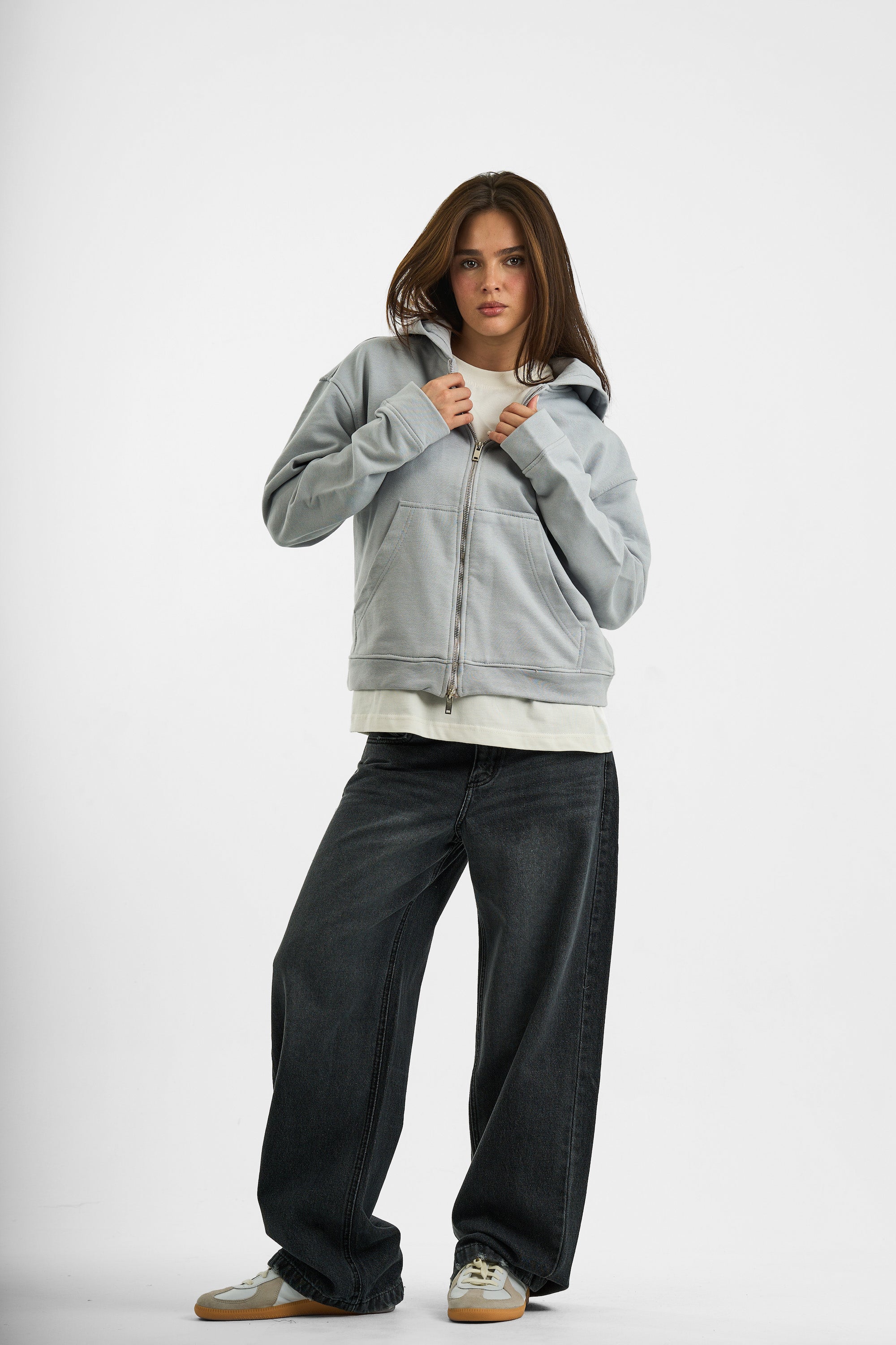 GREY ESSENTIAL ZIP UP