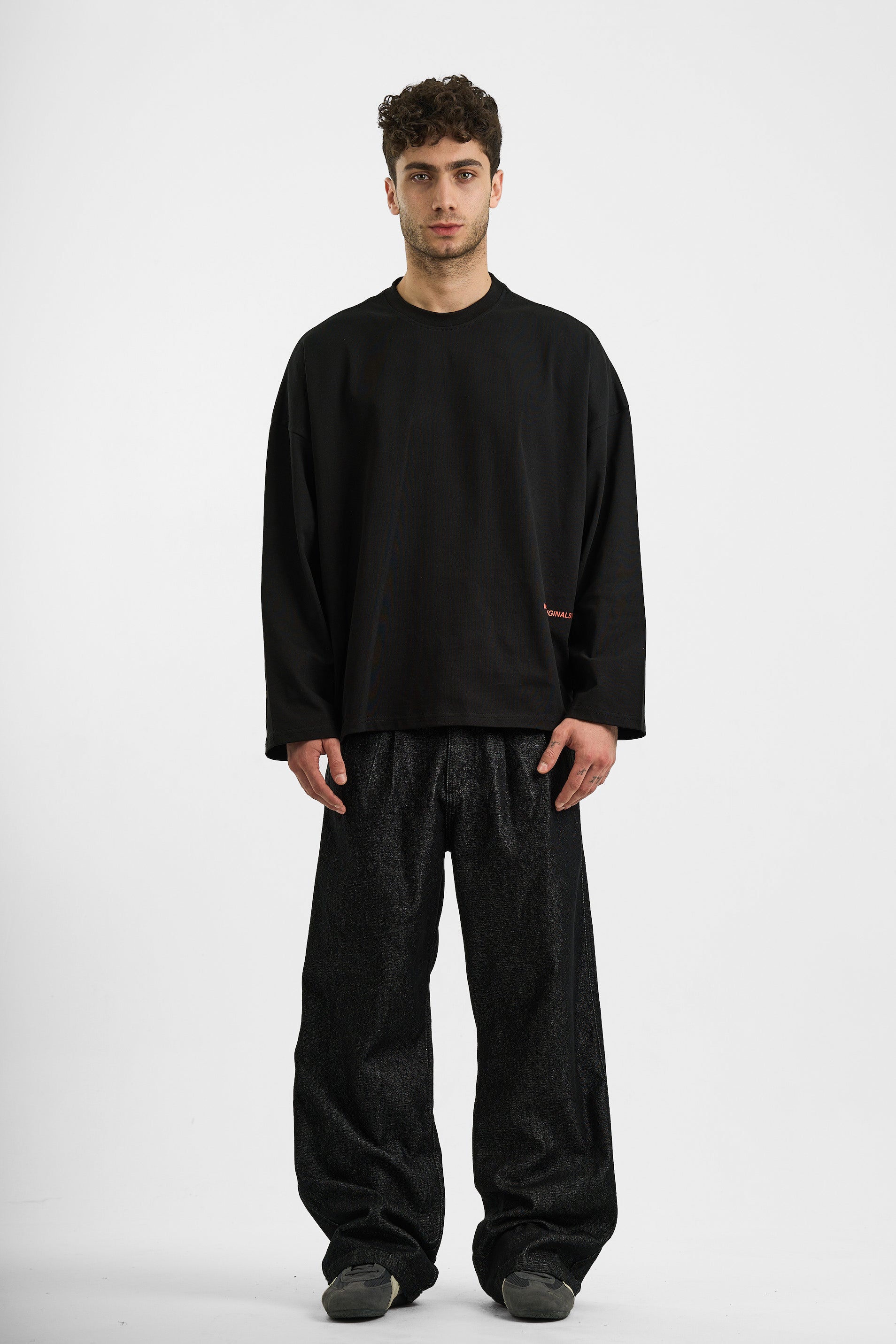 BLACK BASIC LONG SLEEVE