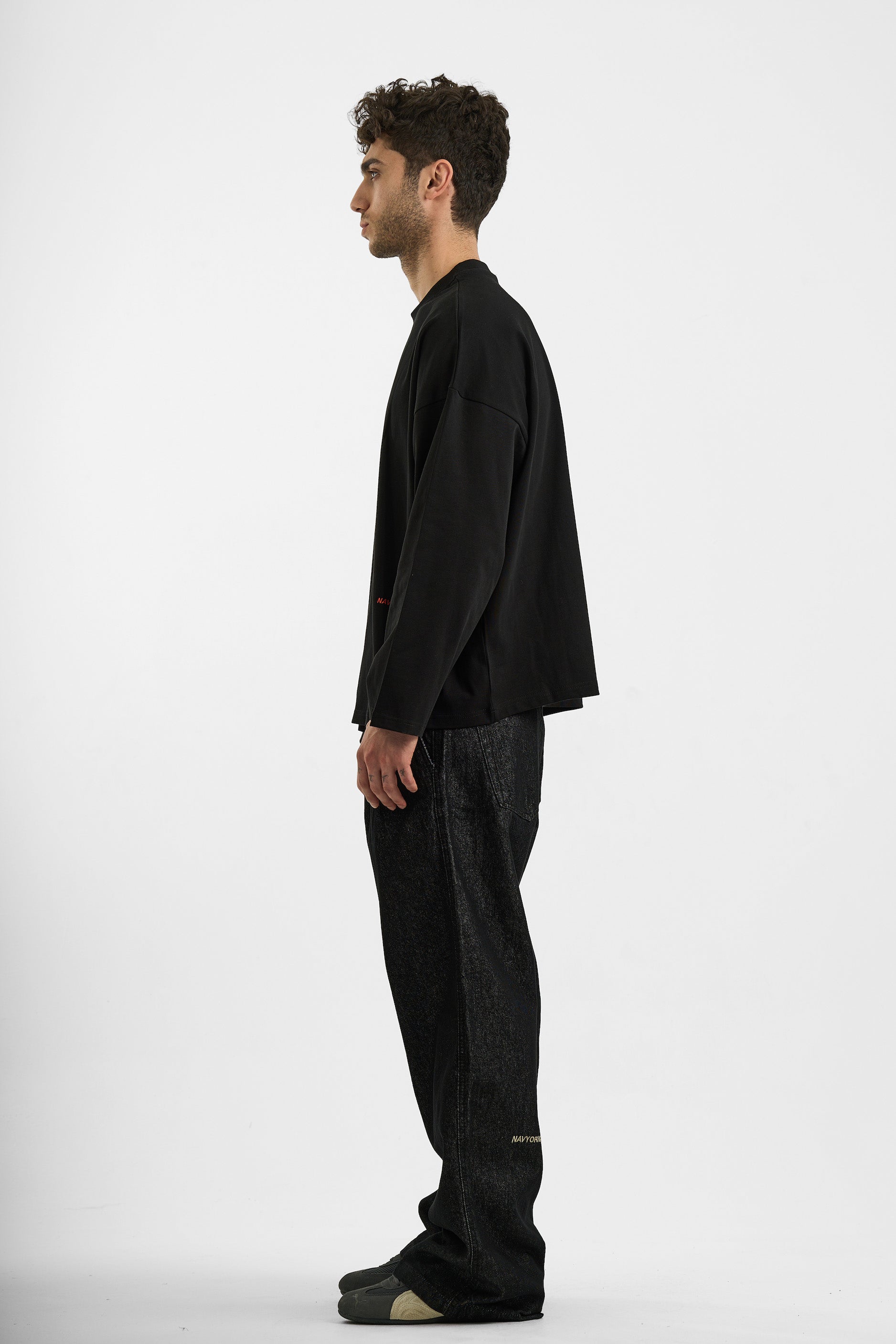 BLACK BASIC LONG SLEEVE