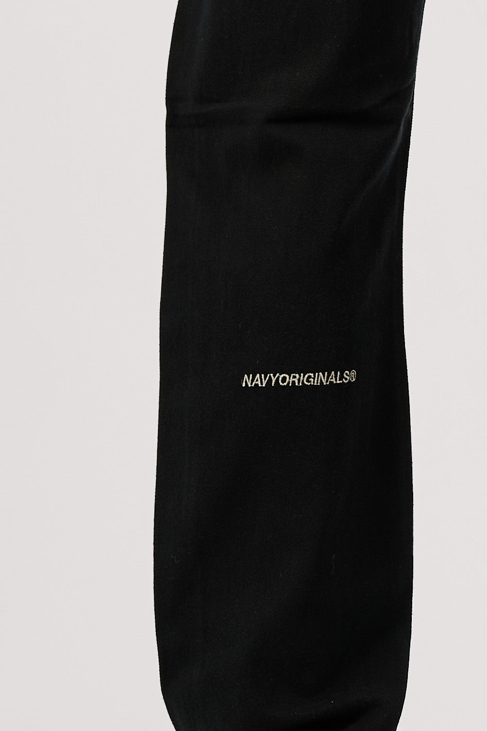 BLACK REGULAR JEANS